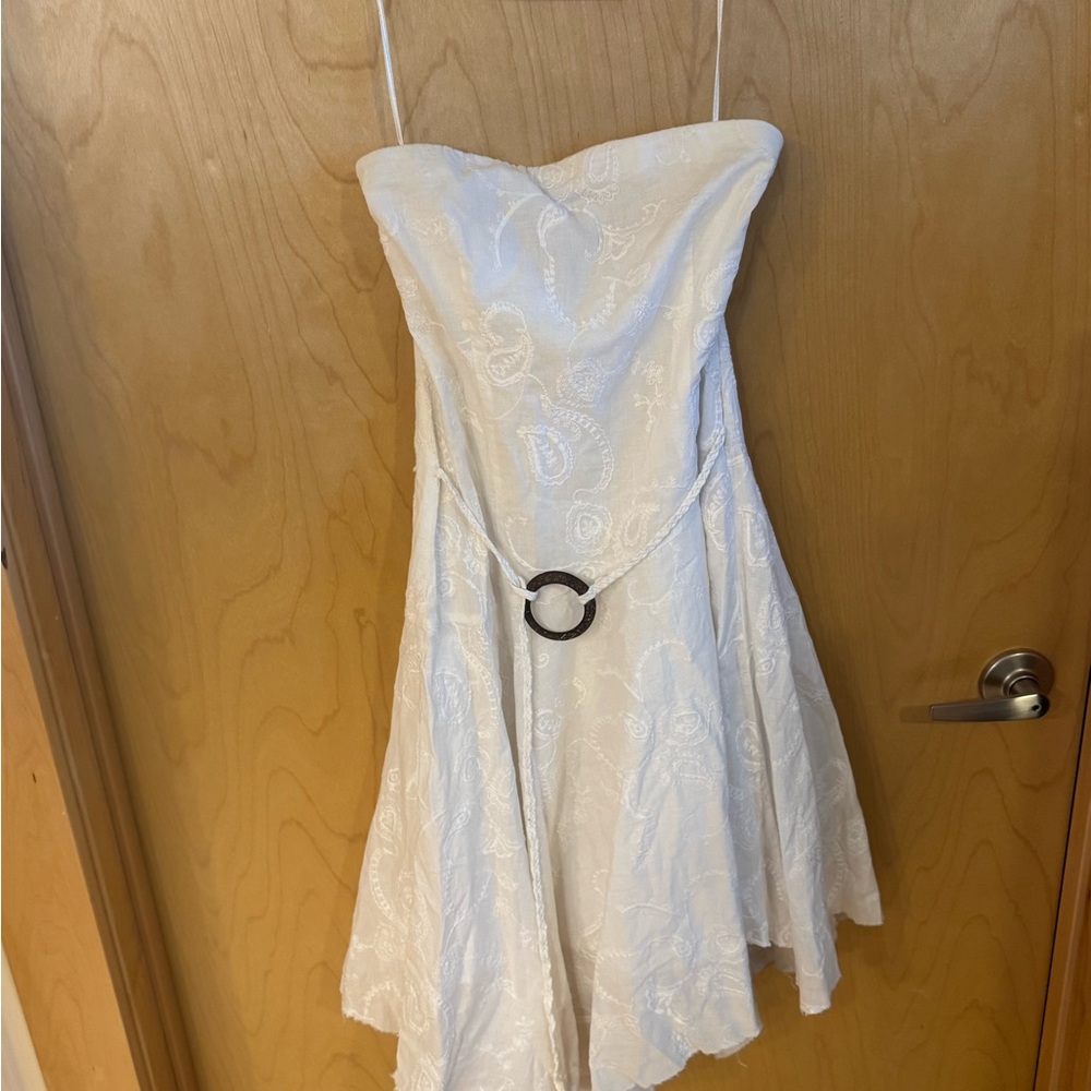 Guess Strapless White Dress with Belt
